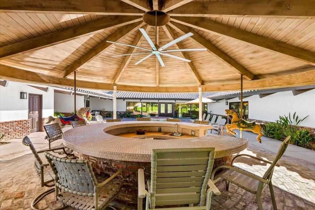 48731 San Vicente Street