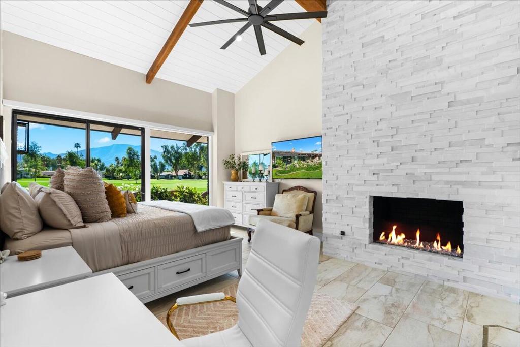 48731 San Vicente Street