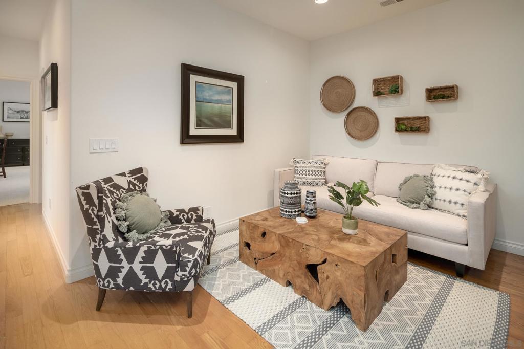 6155 Avenida Cuatro Vientos