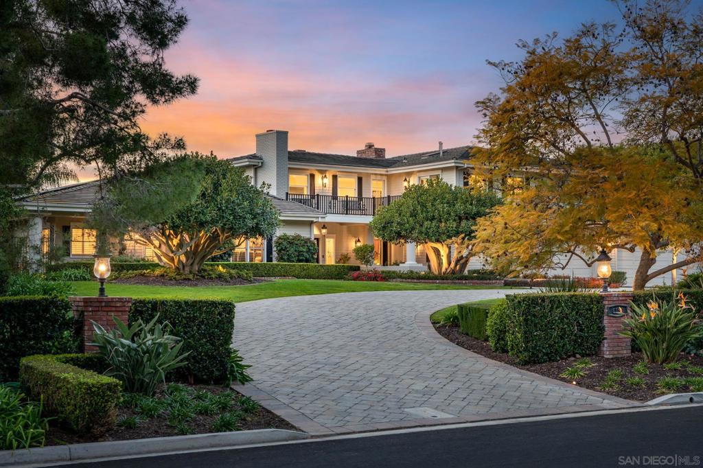 6155 Avenida Cuatro Vientos