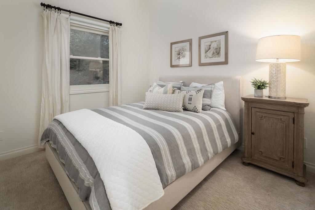 6155 Avenida Cuatro Vientos