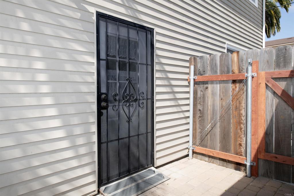 502 Crouch Street