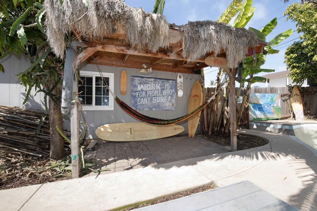 502 Crouch Street