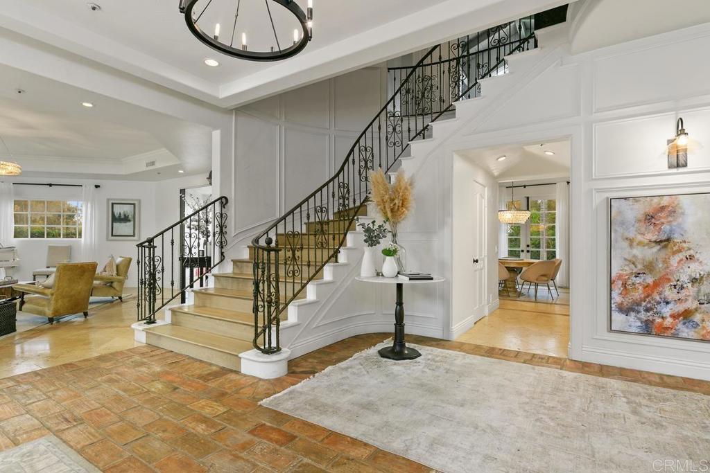 5445 Calzada del Bosque