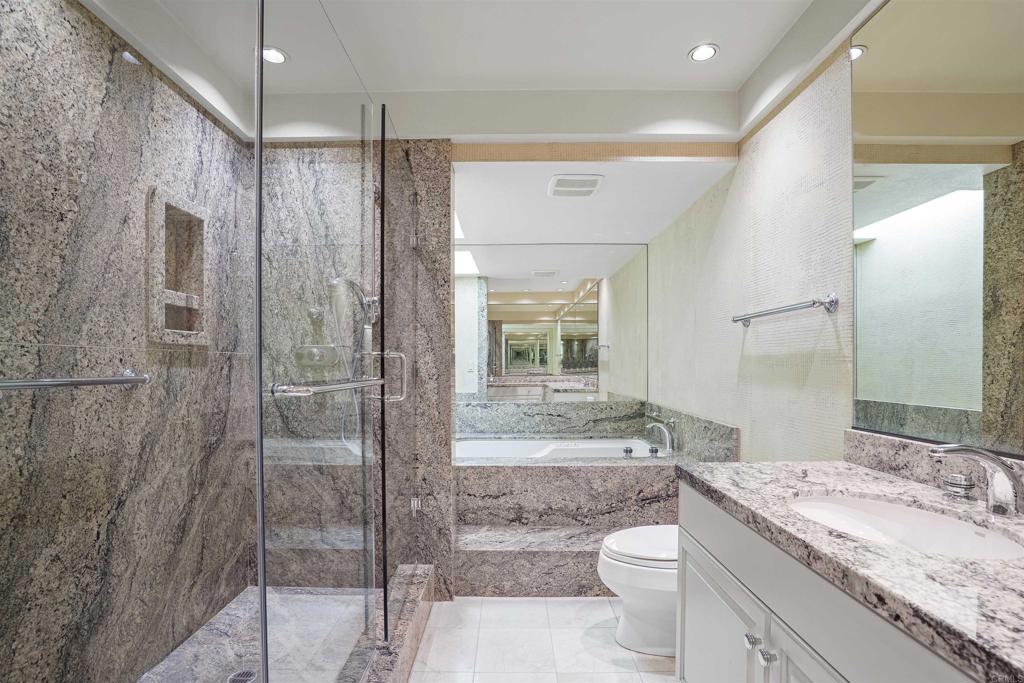 4074 Avenida Brisa