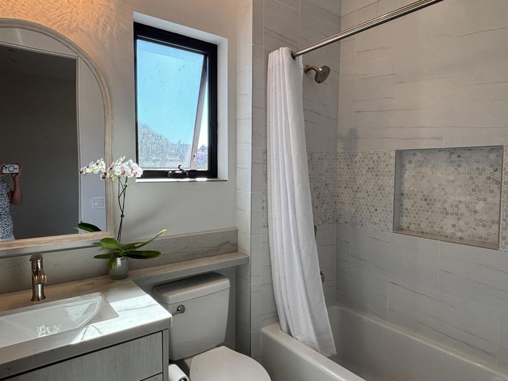3780 Arroyo Sorrento