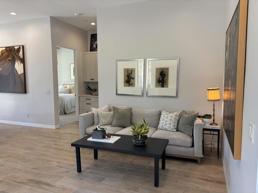 3782 Arroyo Sorrento