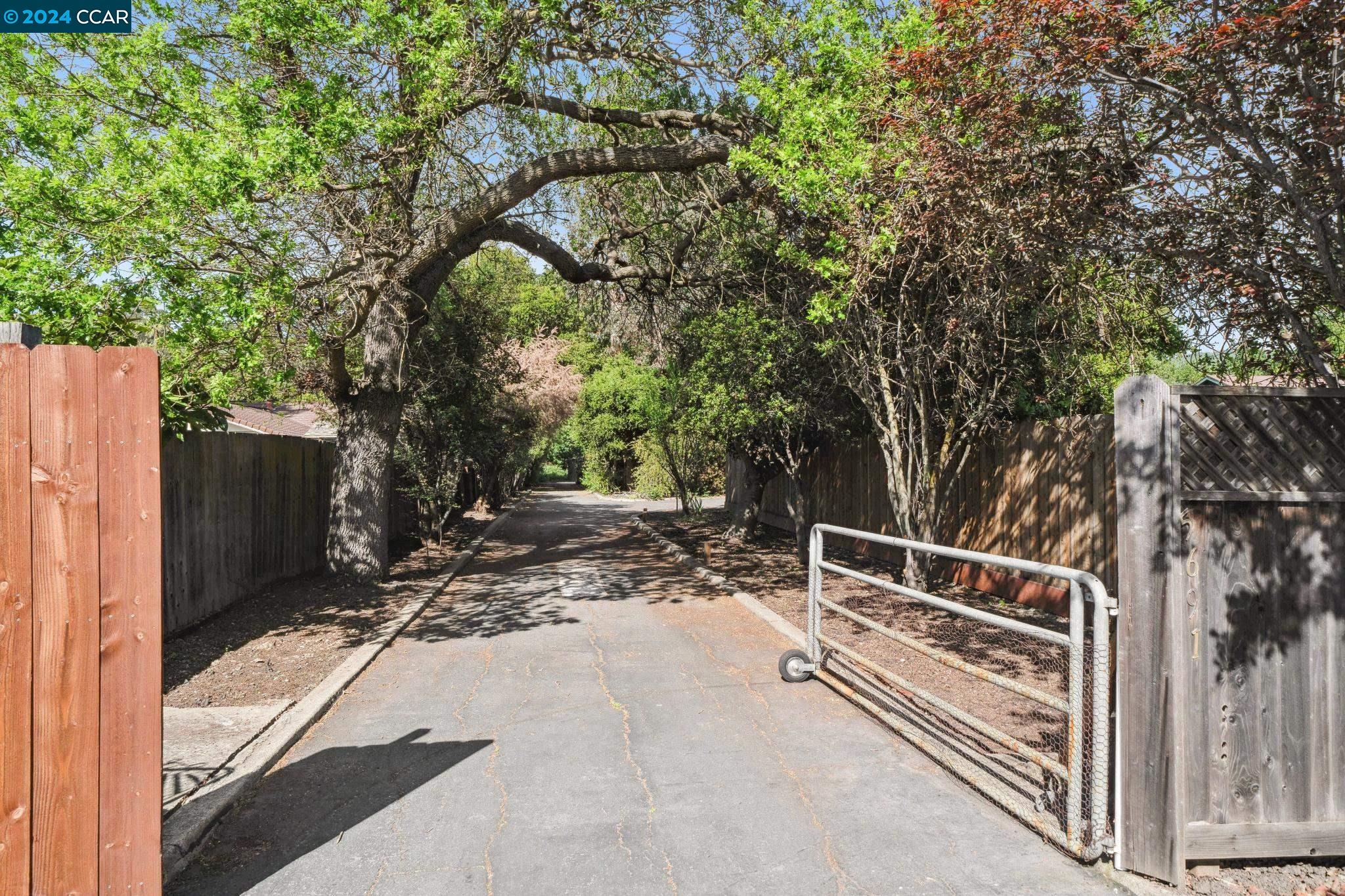 5691 San Pablo Dam Road