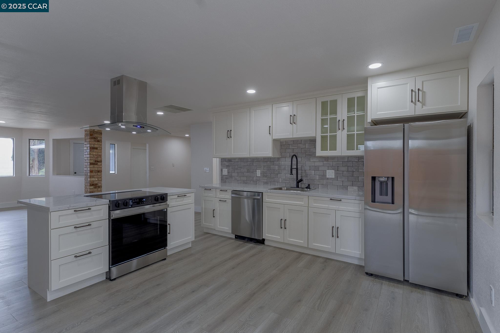 19896 Bear Valley Rd