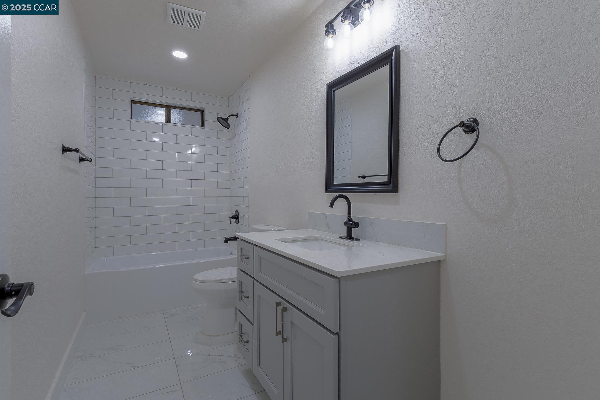 19896 Bear Valley Rd