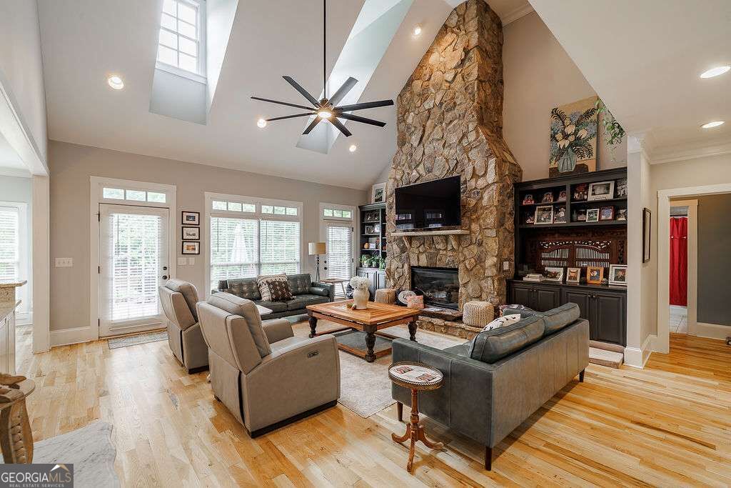 2226 Allens Way
