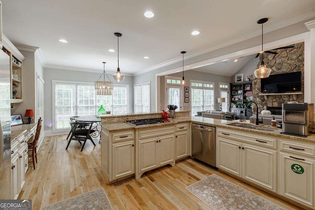 2226 Allens Way