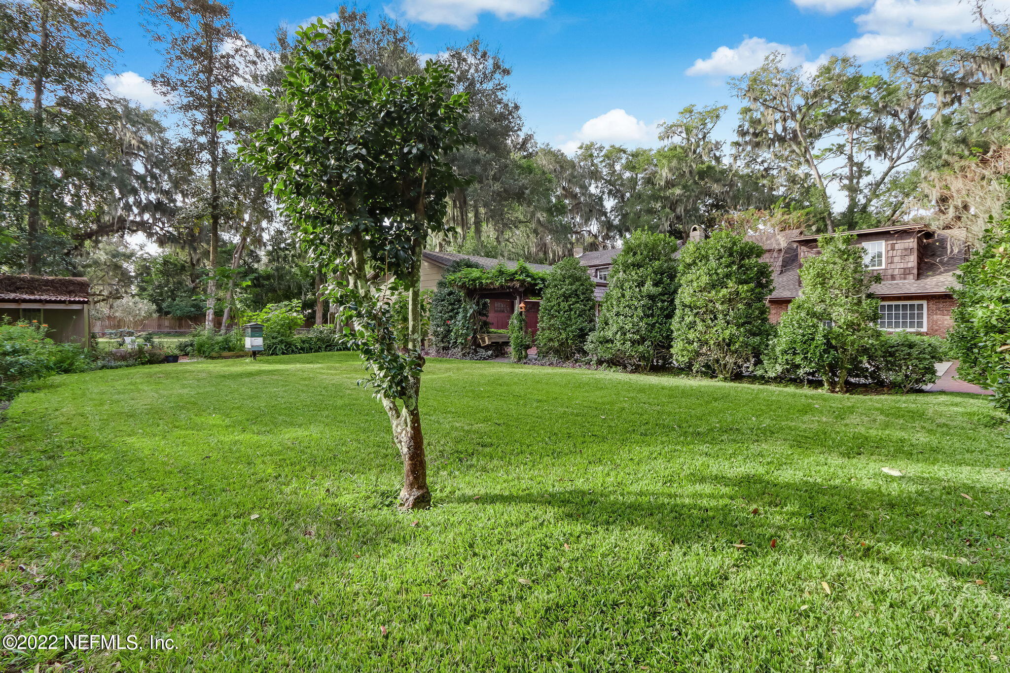 3602 RIVER HALL Drive