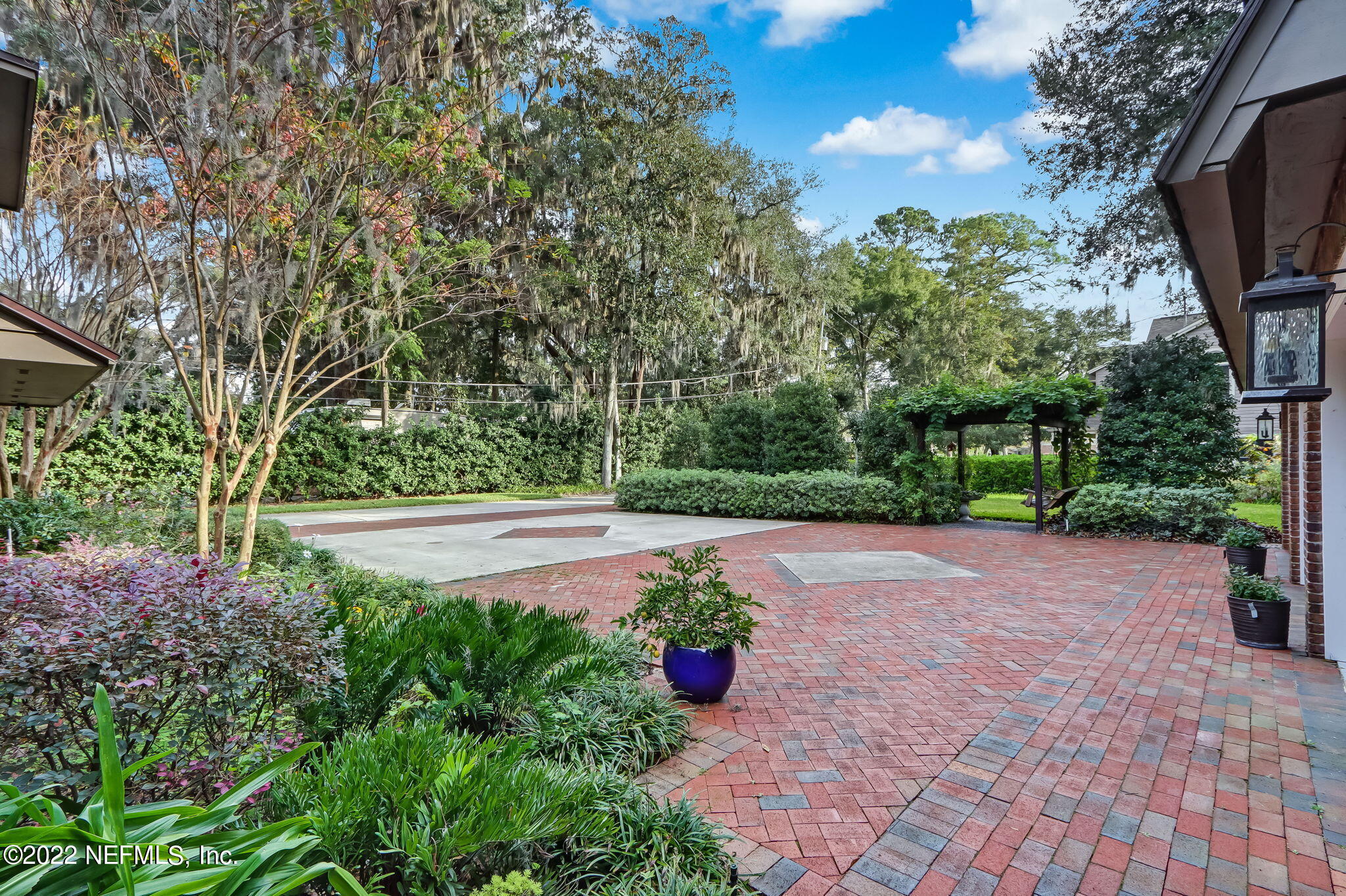 3602 RIVER HALL Drive