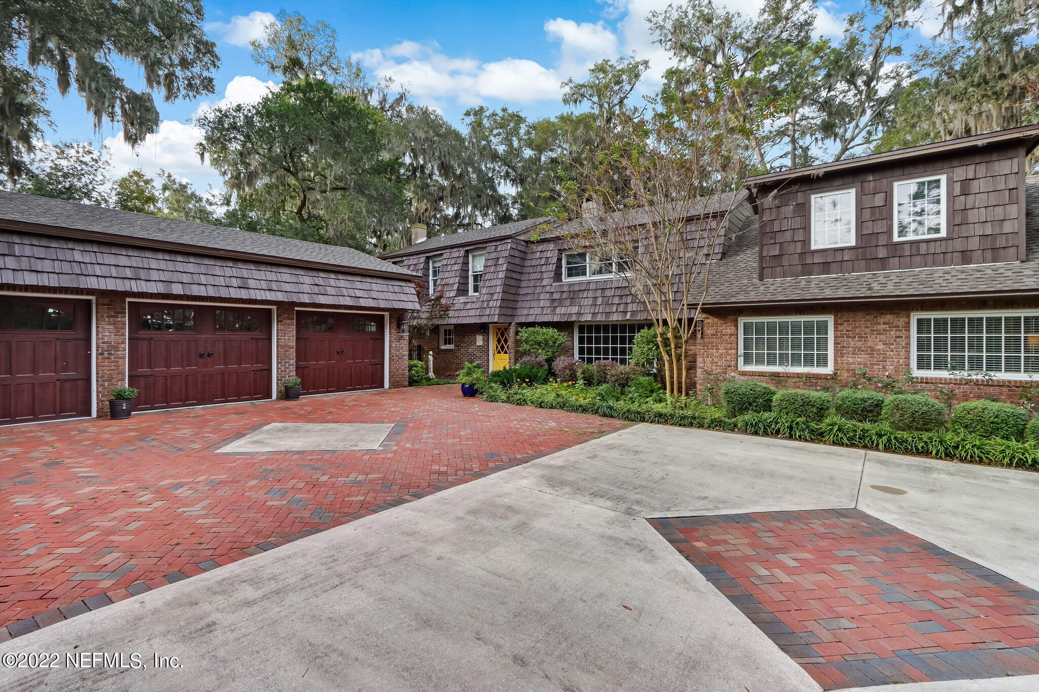 3602 RIVER HALL Drive