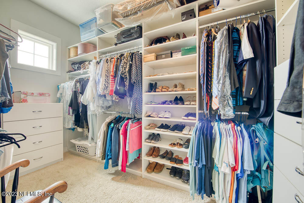 52 LAGOON COURSE Avenue