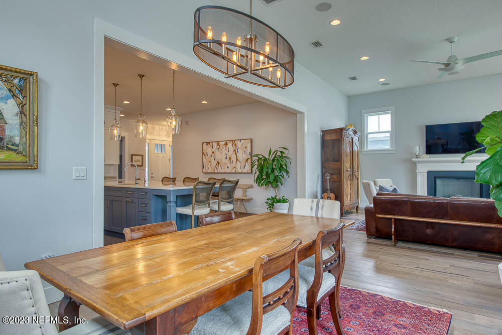 52 LAGOON COURSE Avenue