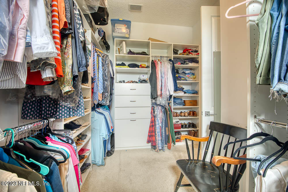 52 LAGOON COURSE Avenue