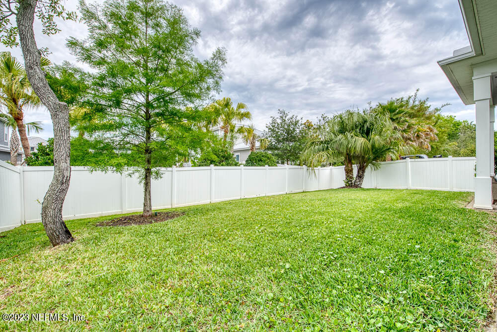 52 LAGOON COURSE Avenue