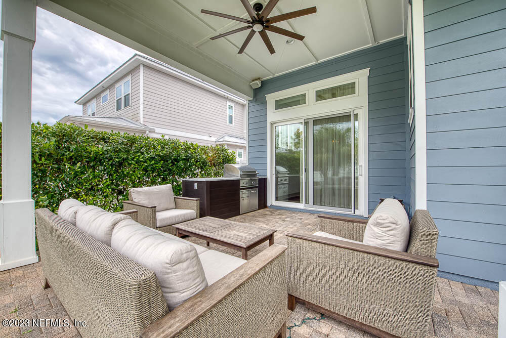 52 LAGOON COURSE Avenue