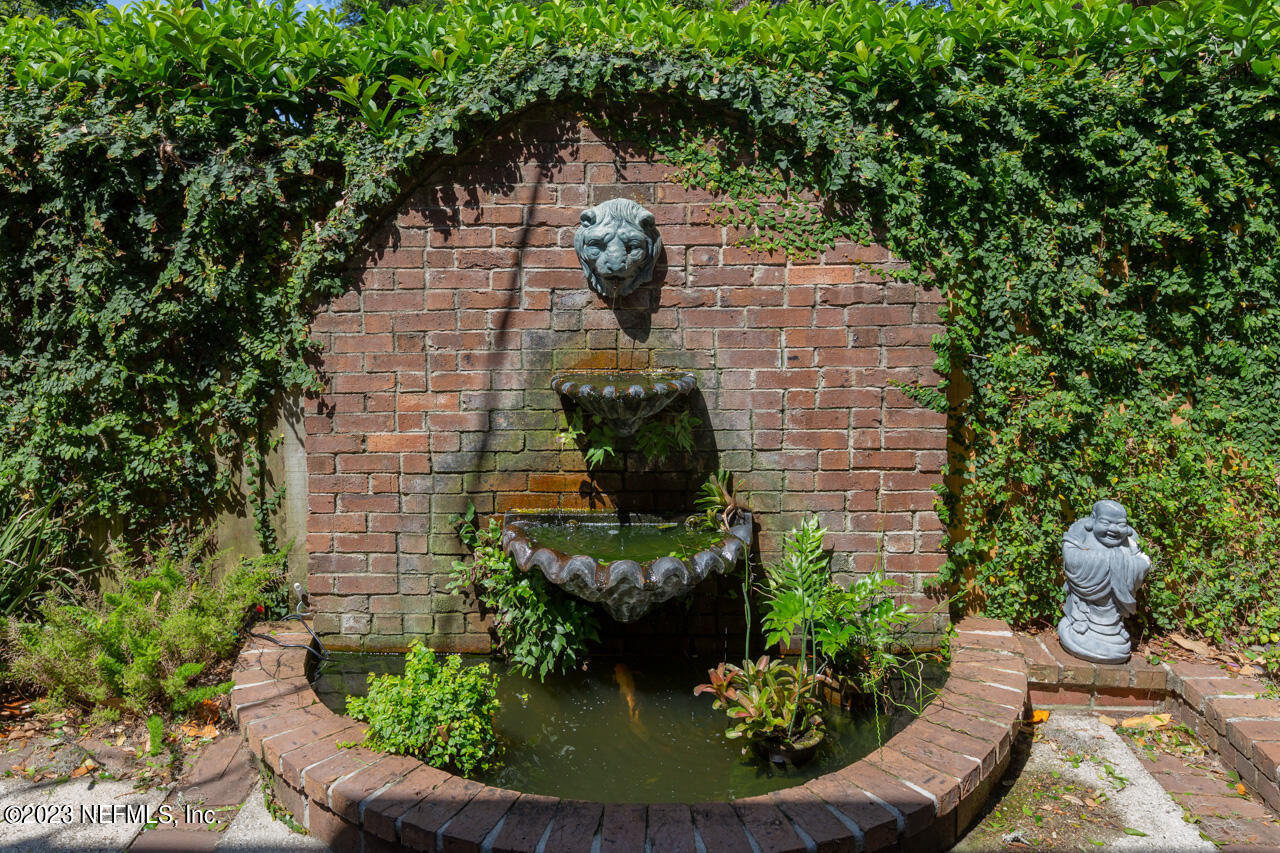 3602 RIVER HALL Drive