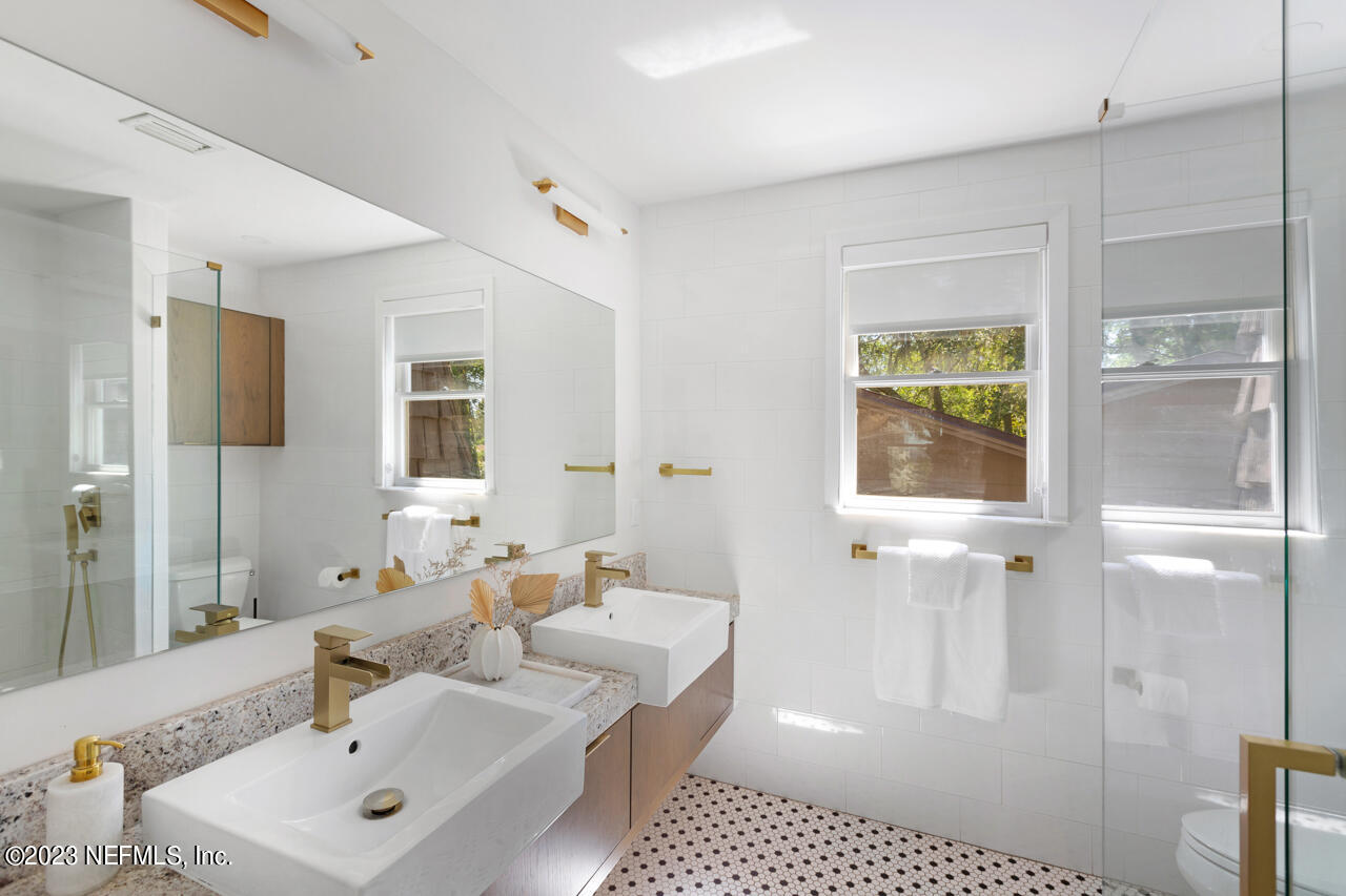 3602 RIVER HALL Drive