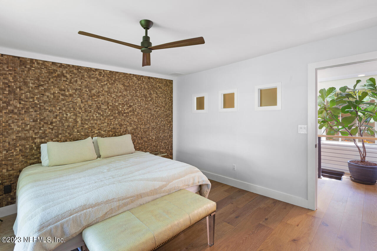 3602 RIVER HALL Drive