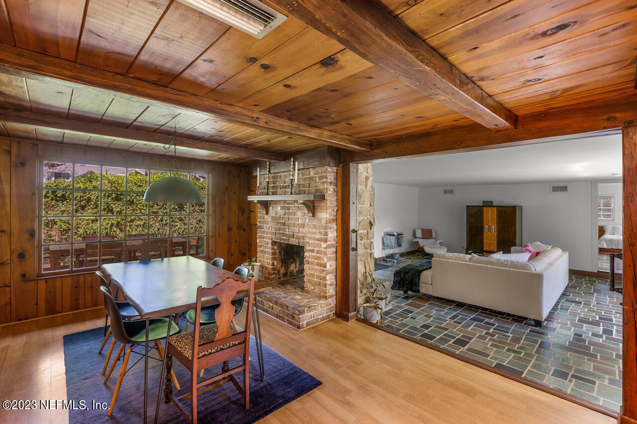 3602 RIVER HALL Drive