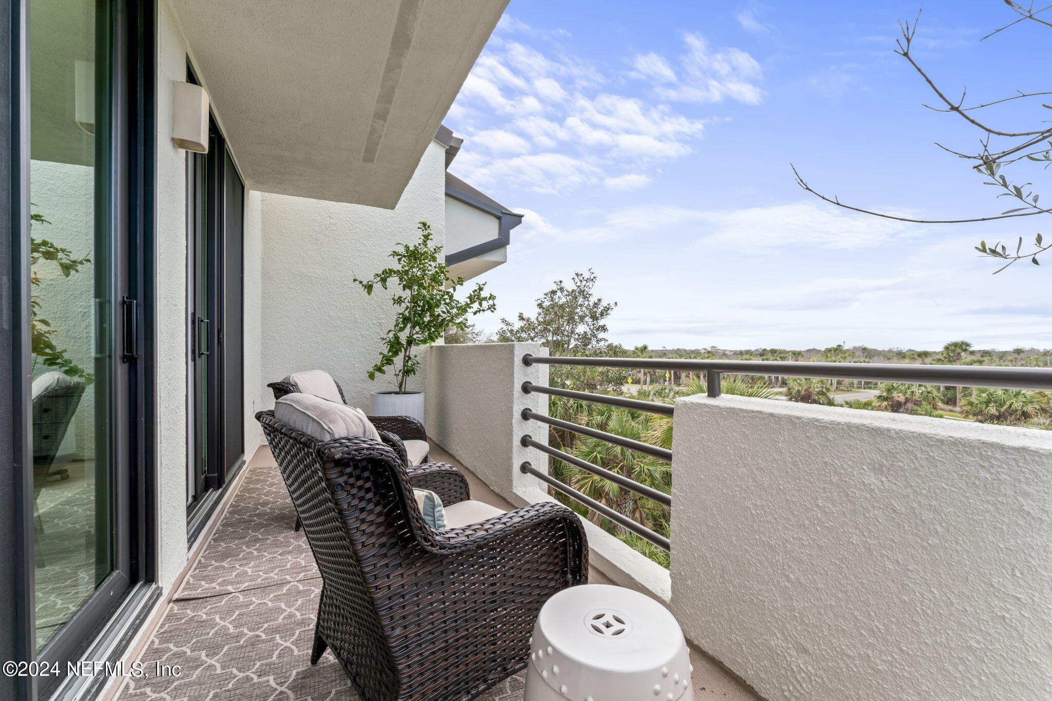 746 SPINNAKERS REACH Drive