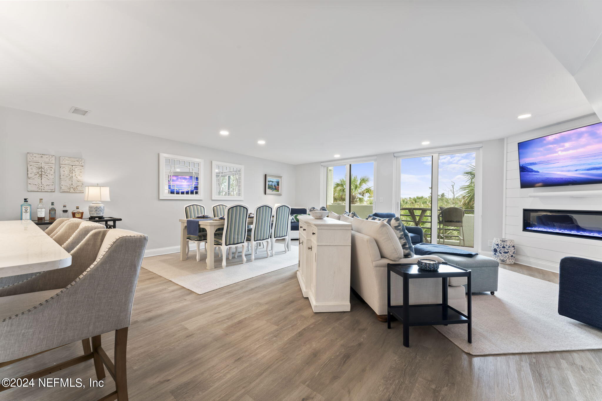 746 SPINNAKERS REACH Drive