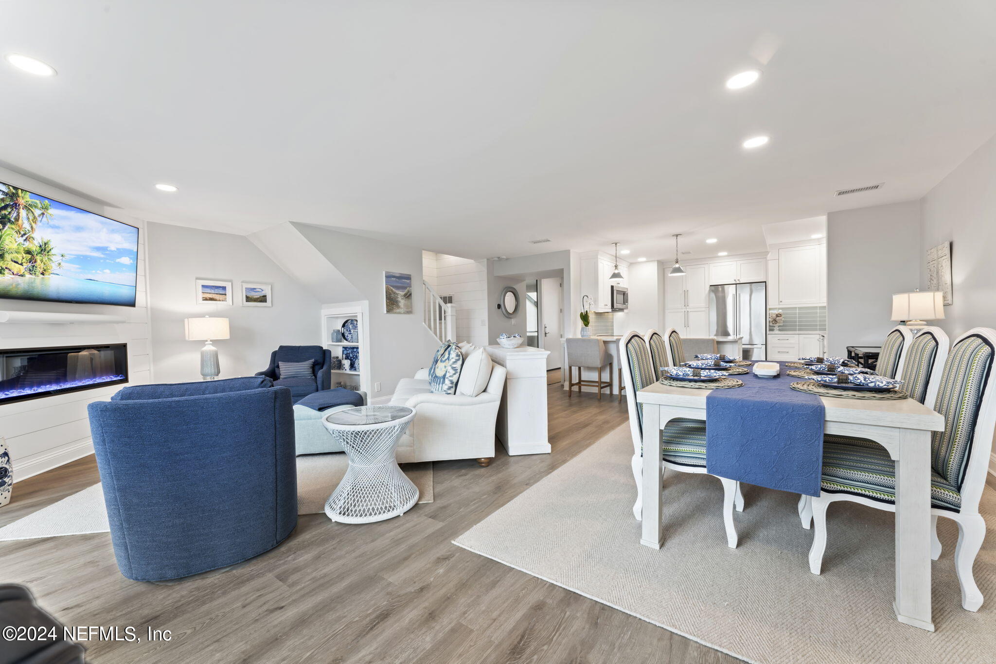 746 SPINNAKERS REACH Drive