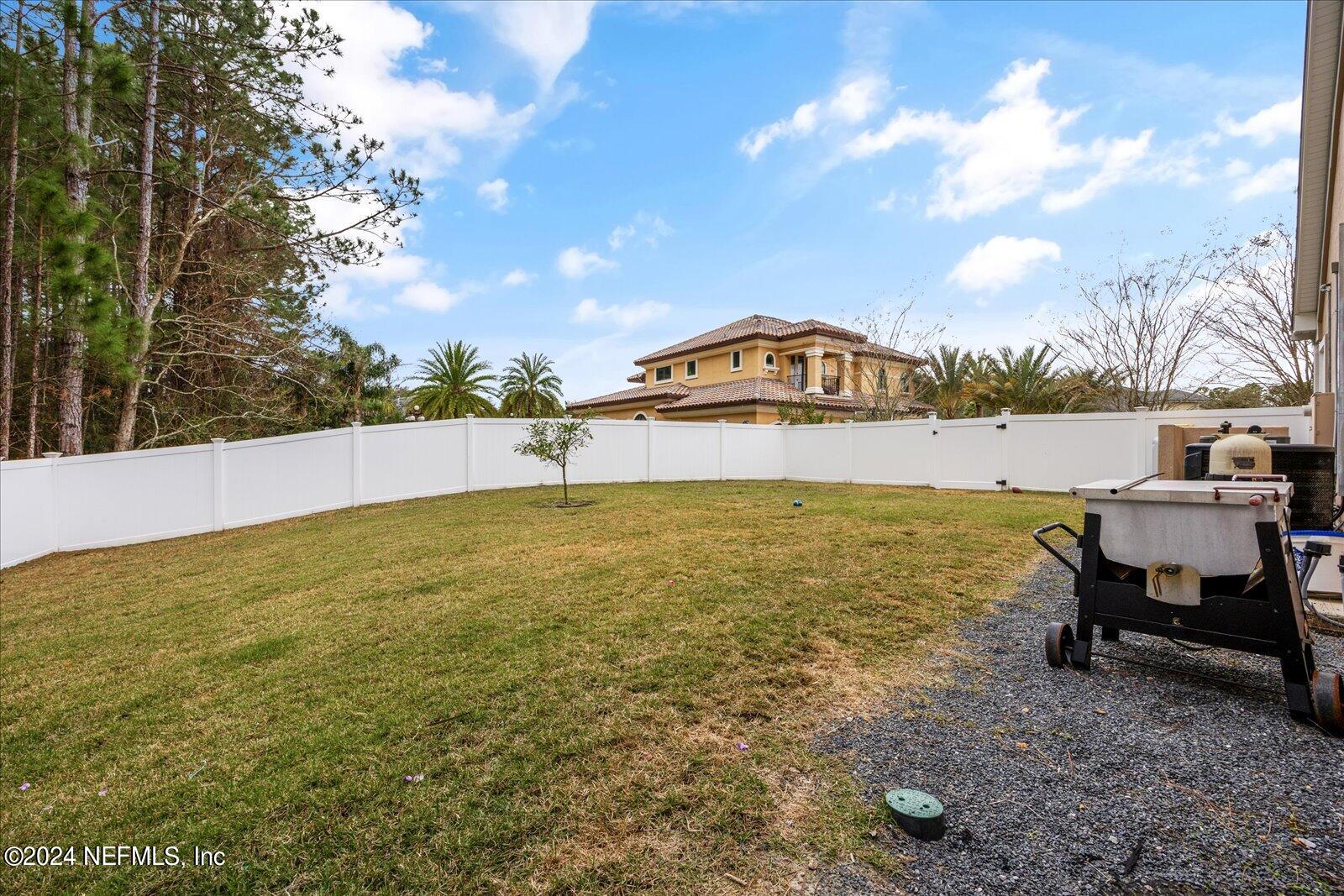 1627 CROOKED OAK Drive