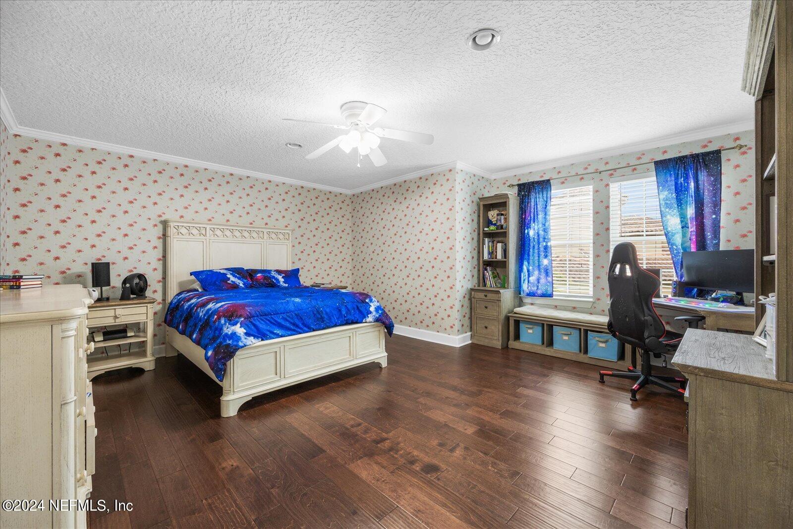 1627 CROOKED OAK Drive