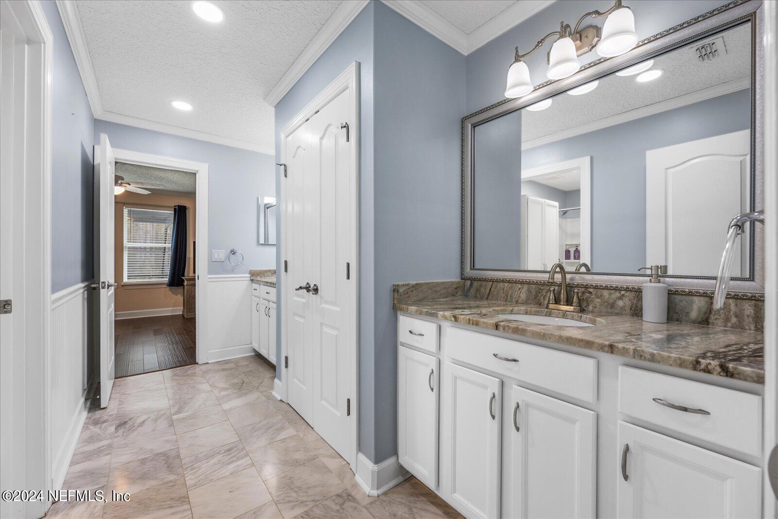 1627 CROOKED OAK Drive