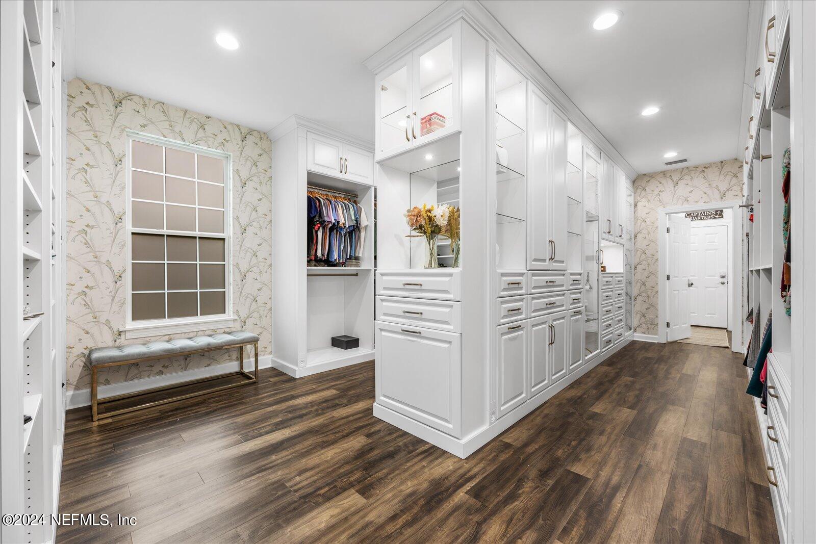 1627 CROOKED OAK Drive