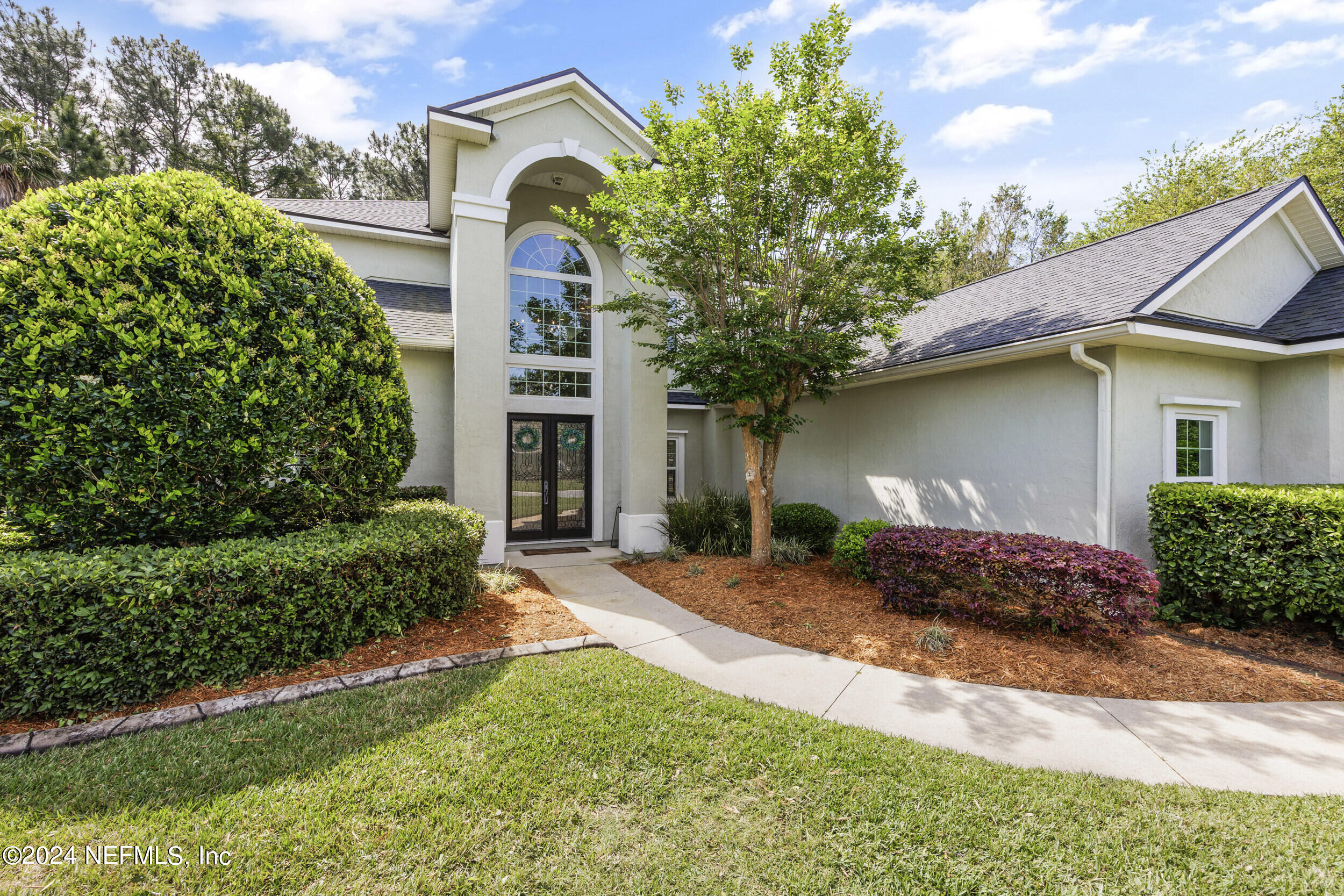 1412 S BURGANDY Trail