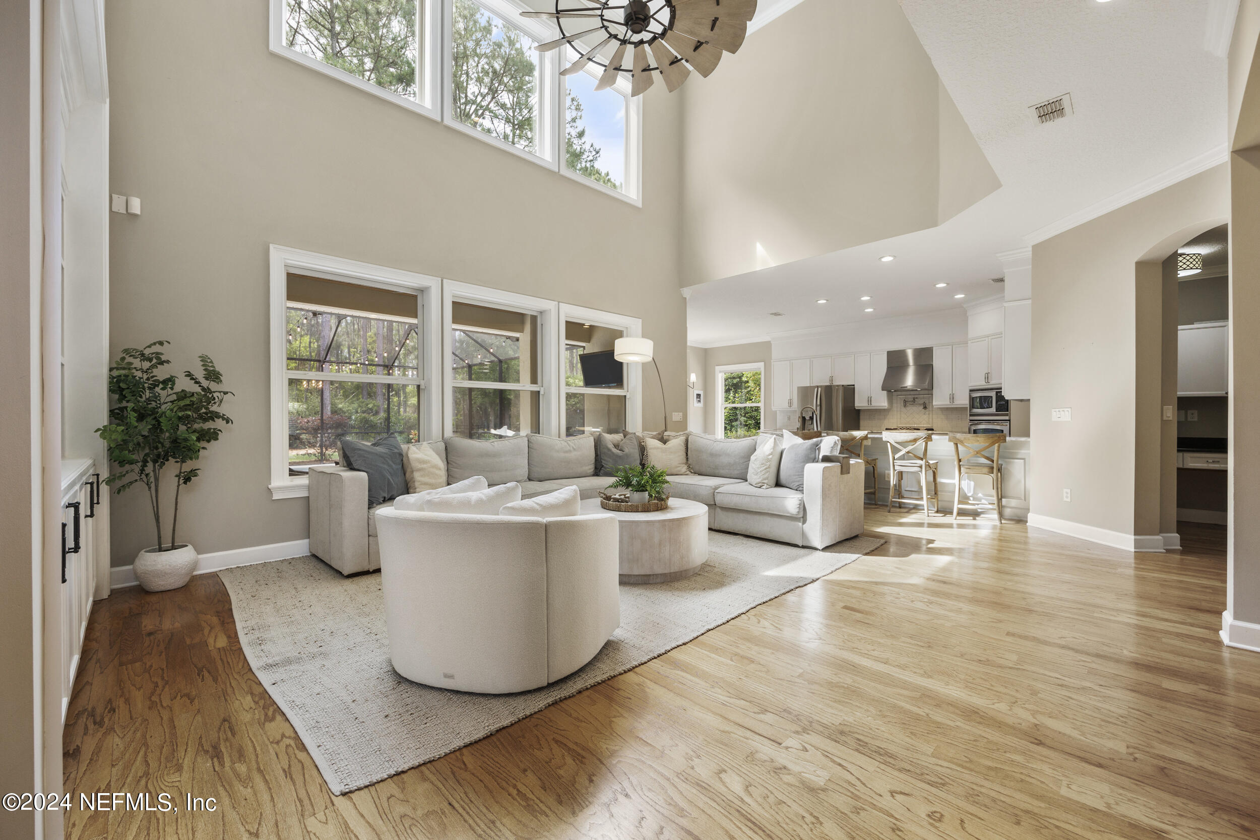 1412 S BURGANDY Trail