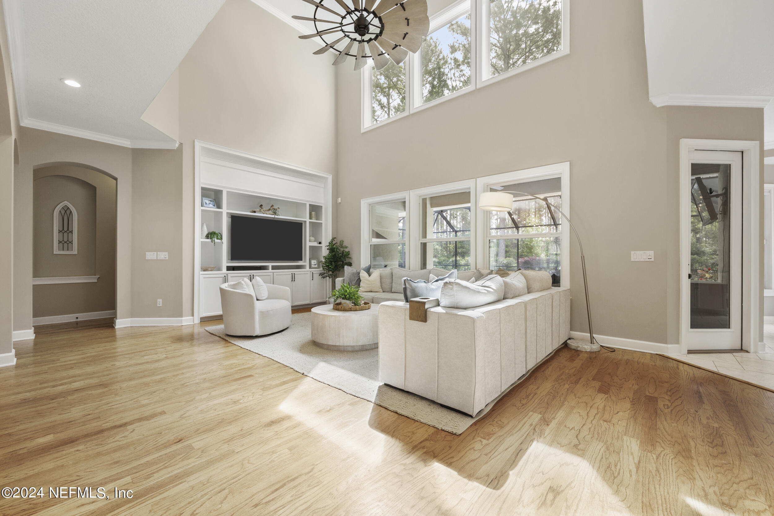 1412 S BURGANDY Trail