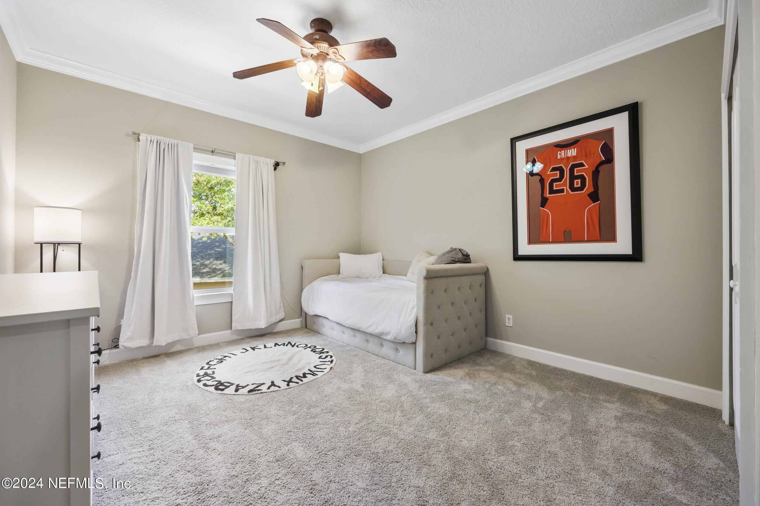 1412 S BURGANDY Trail