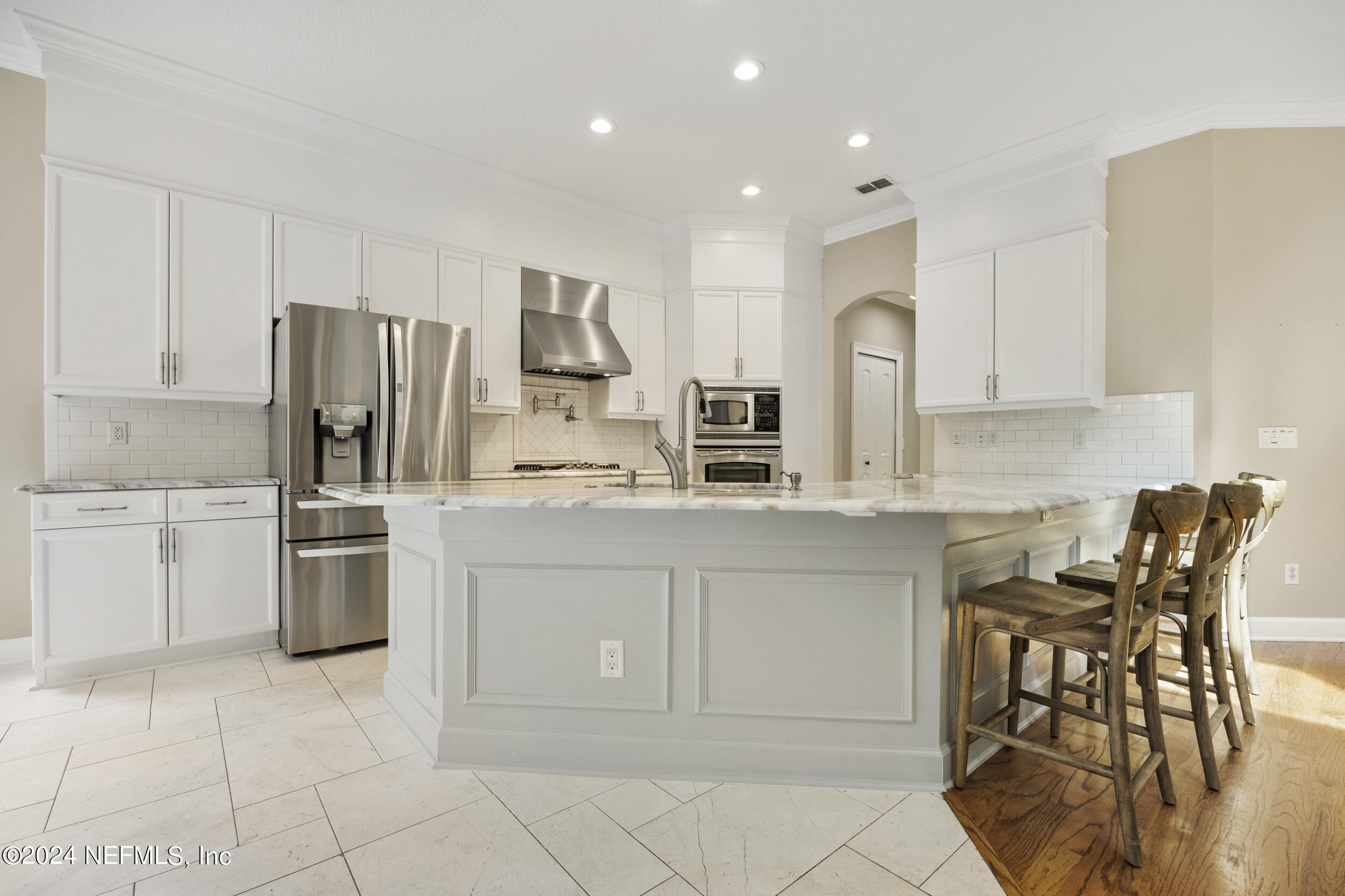 1412 S BURGANDY Trail