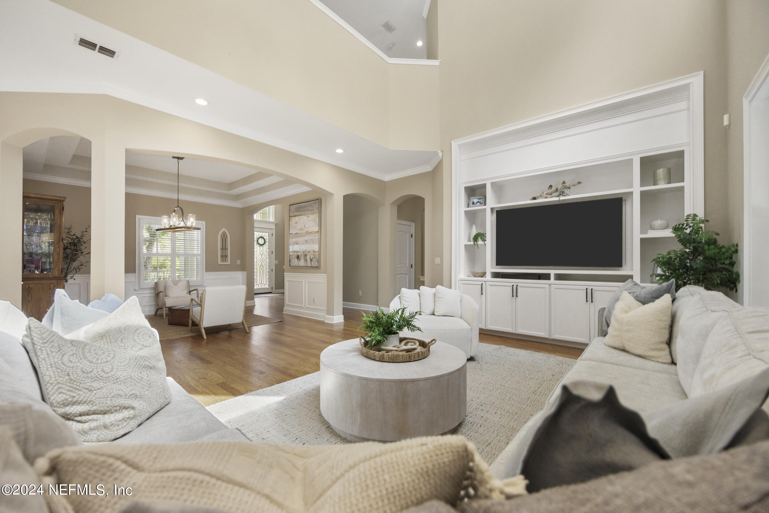 1412 S BURGANDY Trail