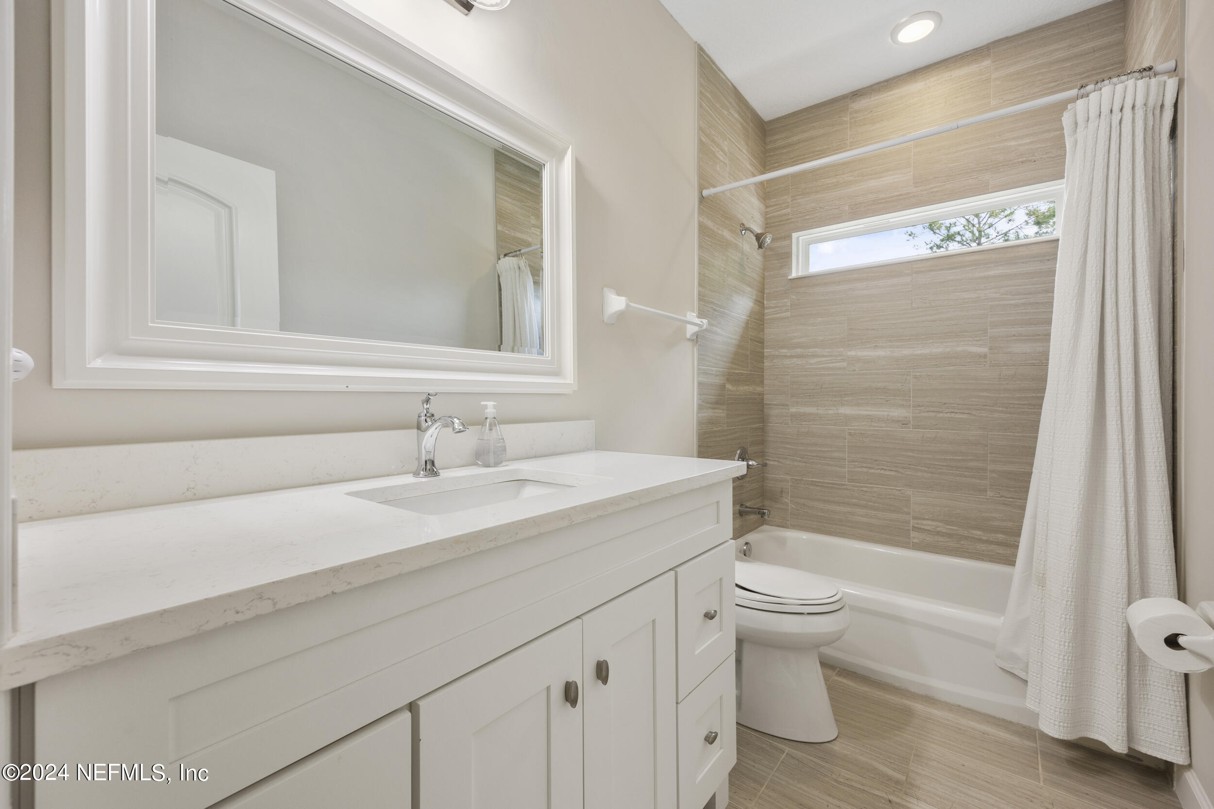 1412 S BURGANDY Trail