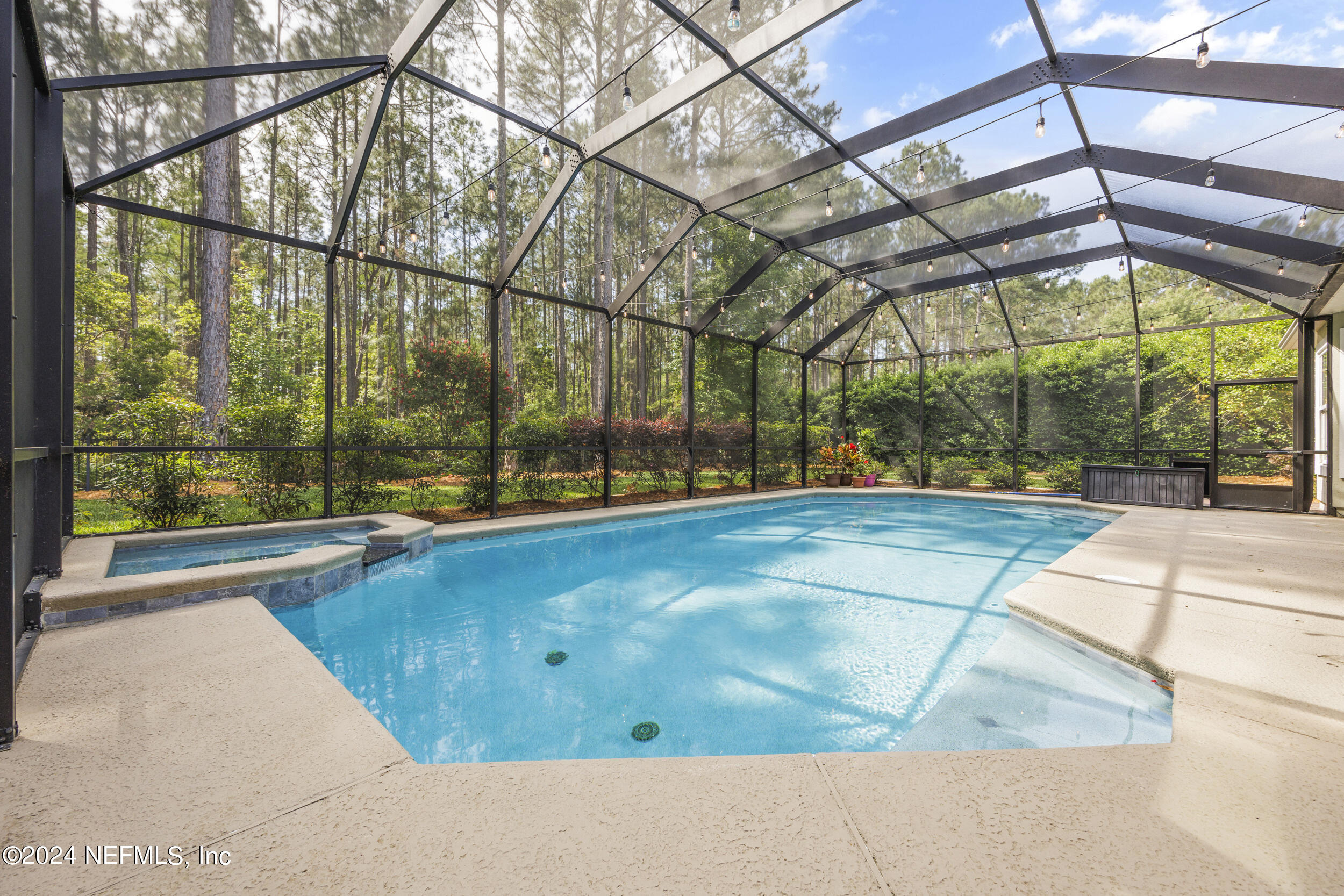 1412 S BURGANDY Trail