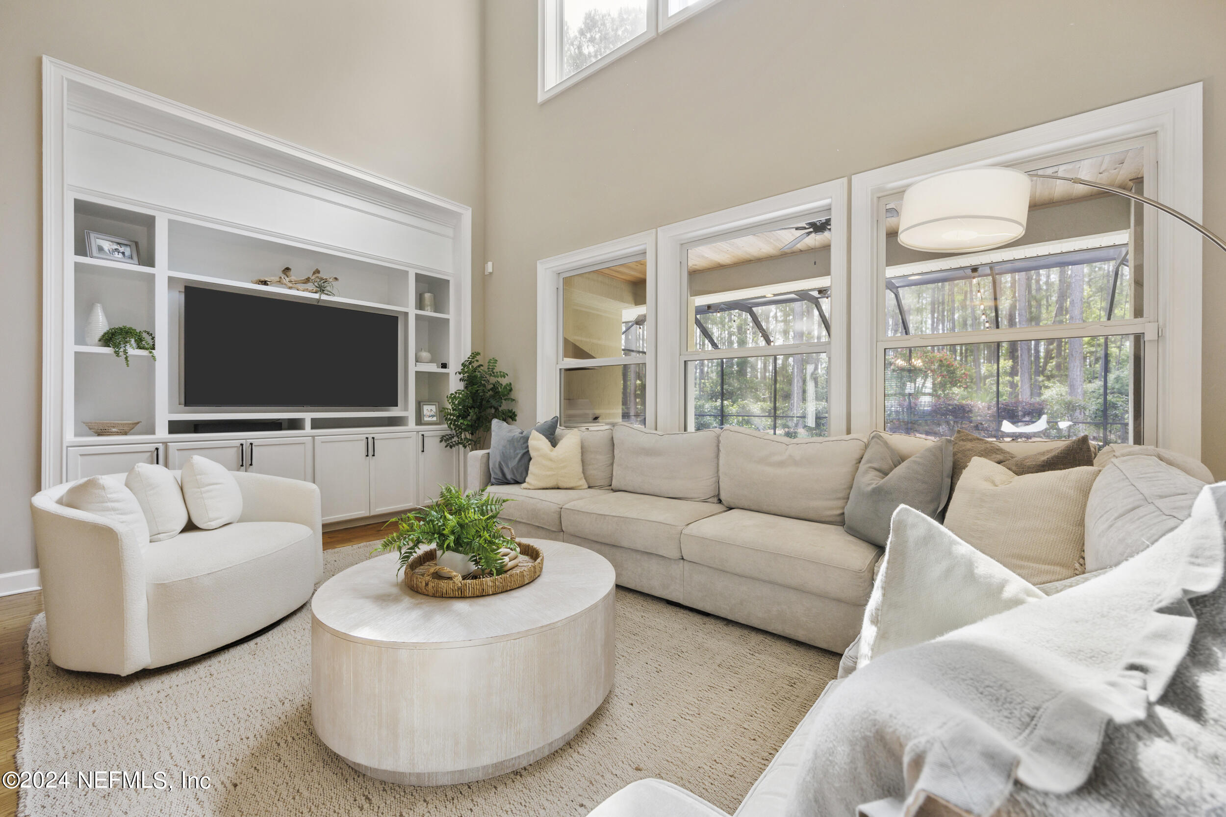 1412 S BURGANDY Trail