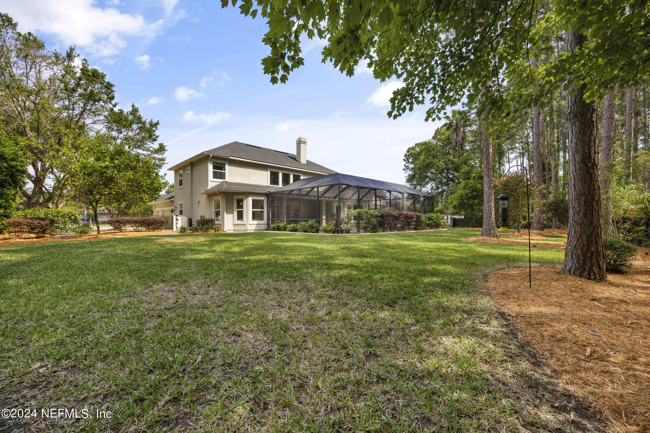 1412 S BURGANDY Trail