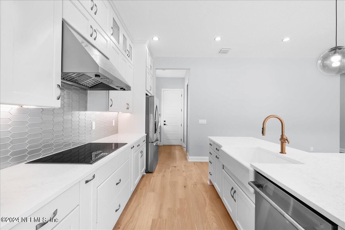 9520 FILAMENT Boulevard