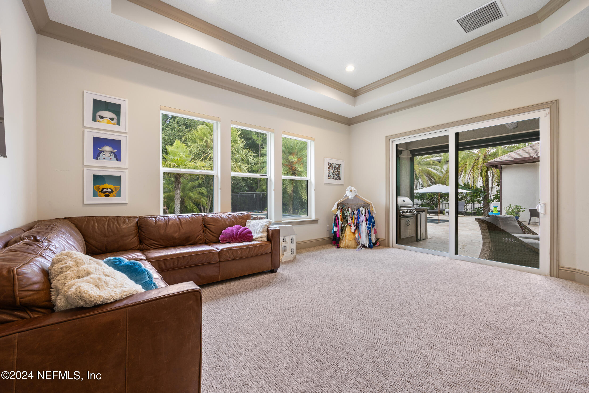4456 HUNTERSTON Lane