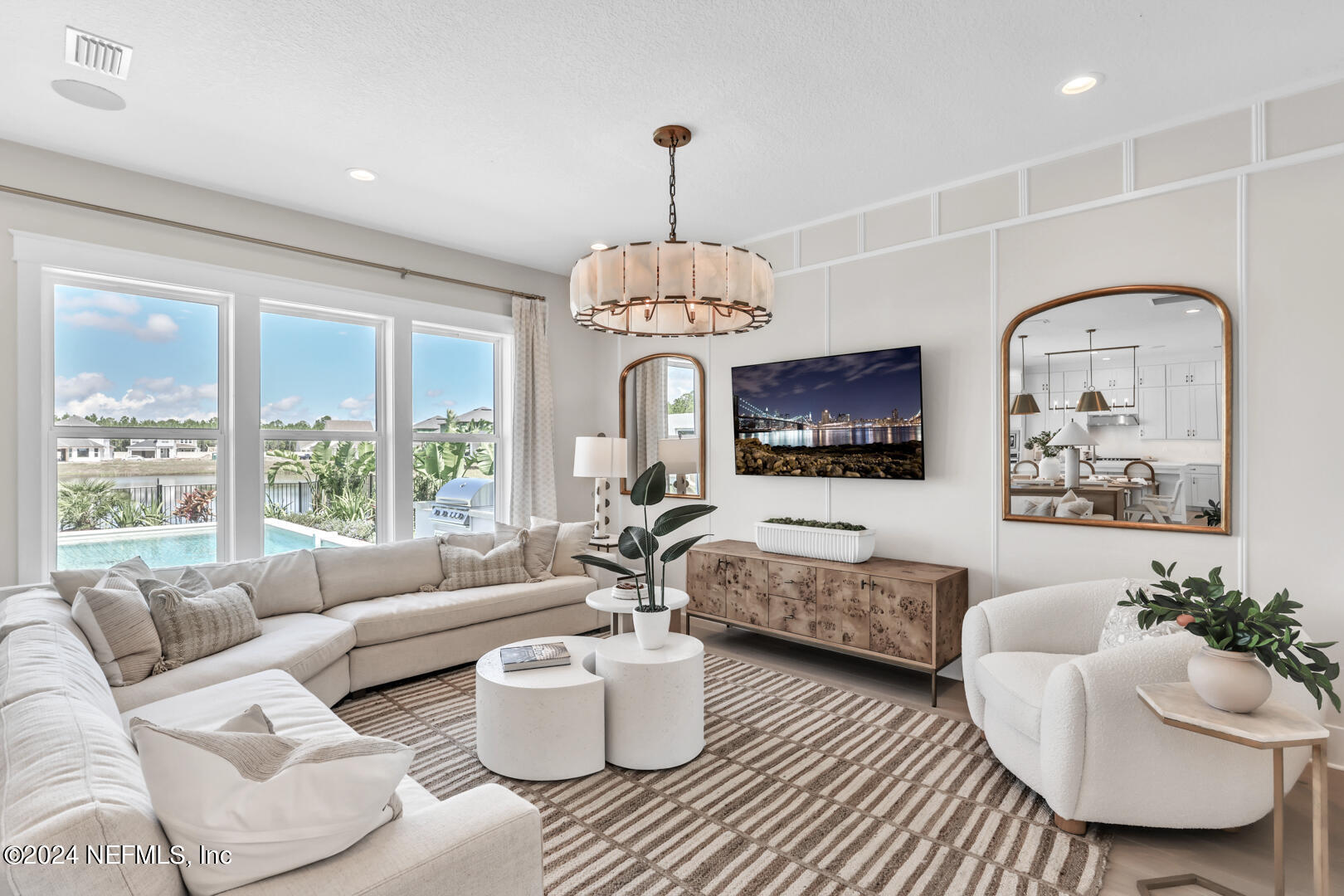 92 SIENNA PALM Drive