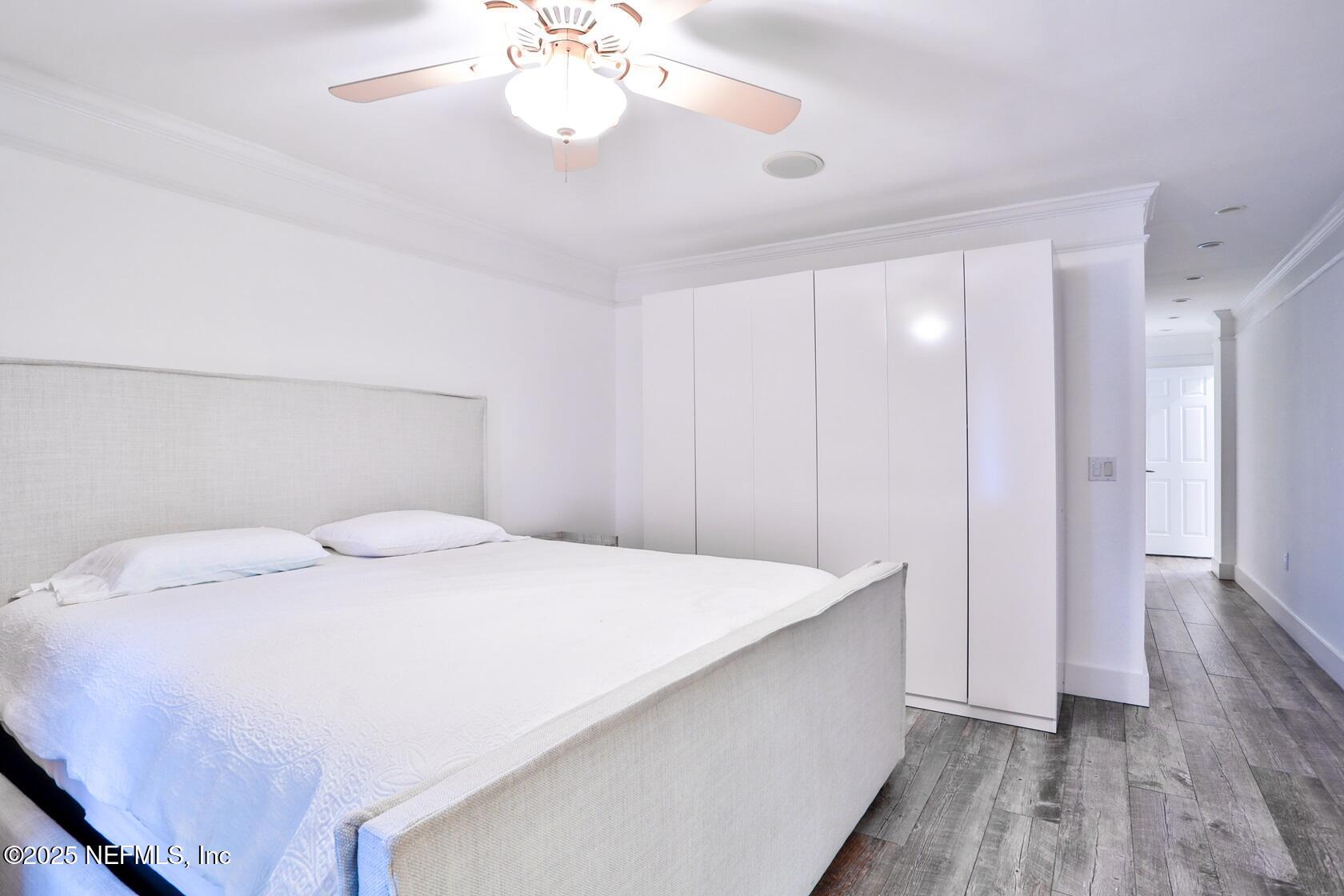 2415 COSTA VERDE Boulevard, 210