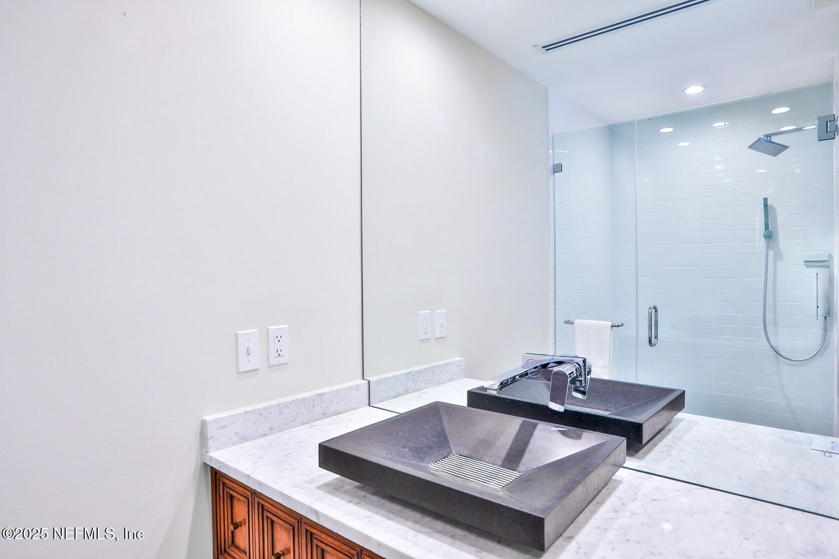 2415 COSTA VERDE Boulevard, 210